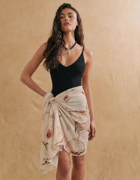 The Lana Patterned Neck Scarf / Sarong