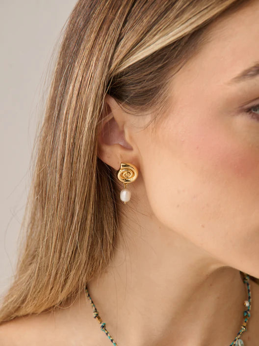 LIORA PEARL 18K GOLD PLATED EARRINGS