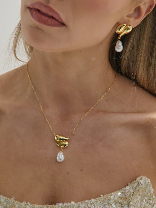 LIORA PEARL 18K GOLD PLATED NECKLACE